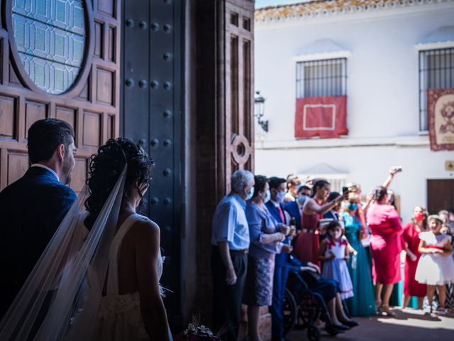 La boda de Enrique y Ana en Umbrete, Sevilla 17