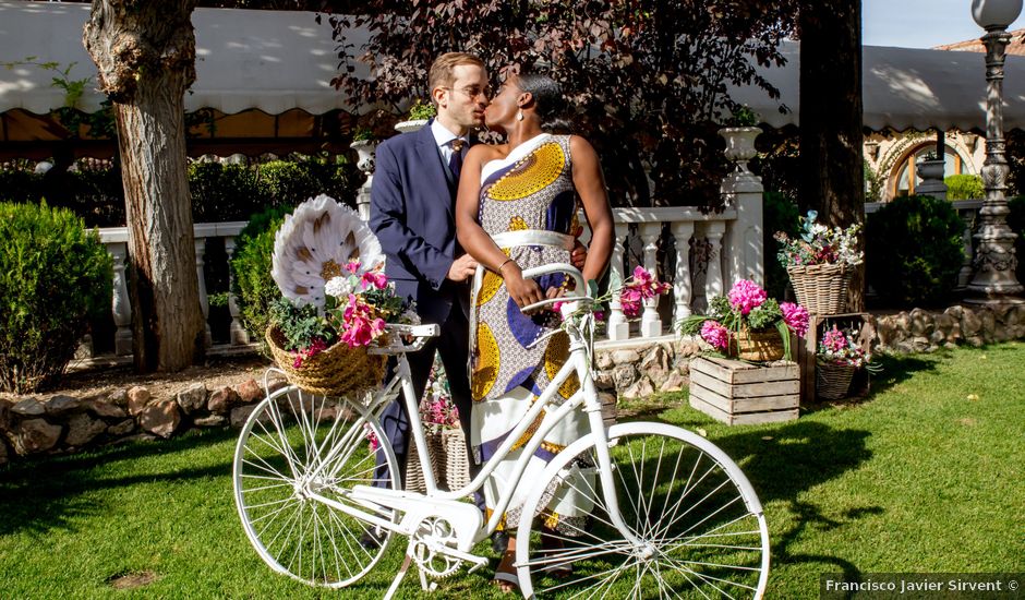 La boda de Thomas y Eloísa en Madrid, Madrid