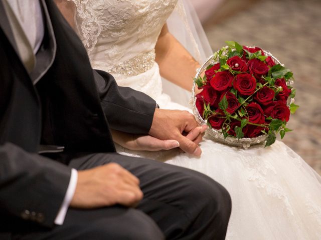 La boda de Christian y Gina en Pineda De Mar, Barcelona 15