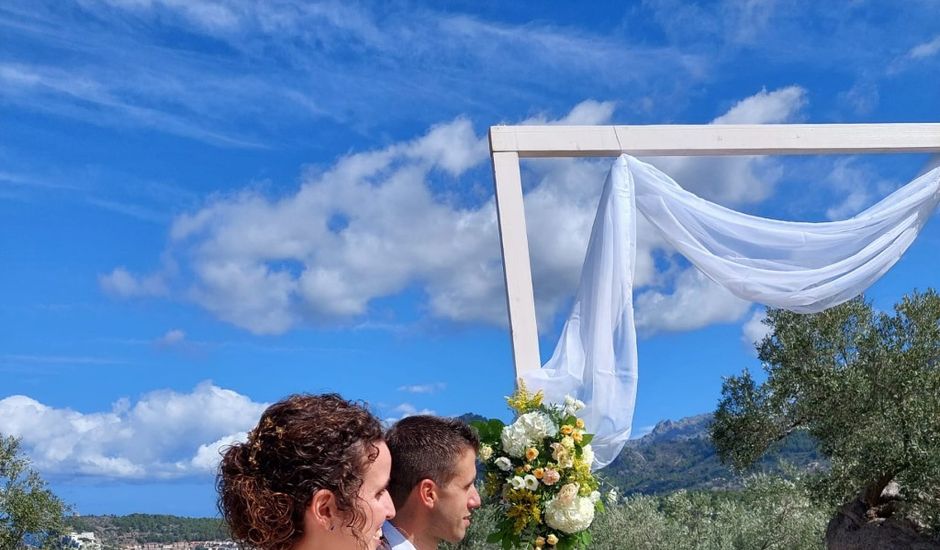 La boda de Damià  y Mar en Port De Soller, Islas Baleares