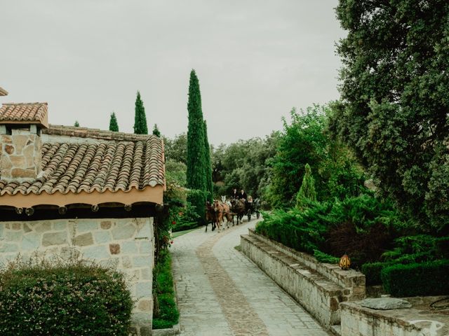 La boda de Anthony y Charlotte en Mangiron, Madrid 93