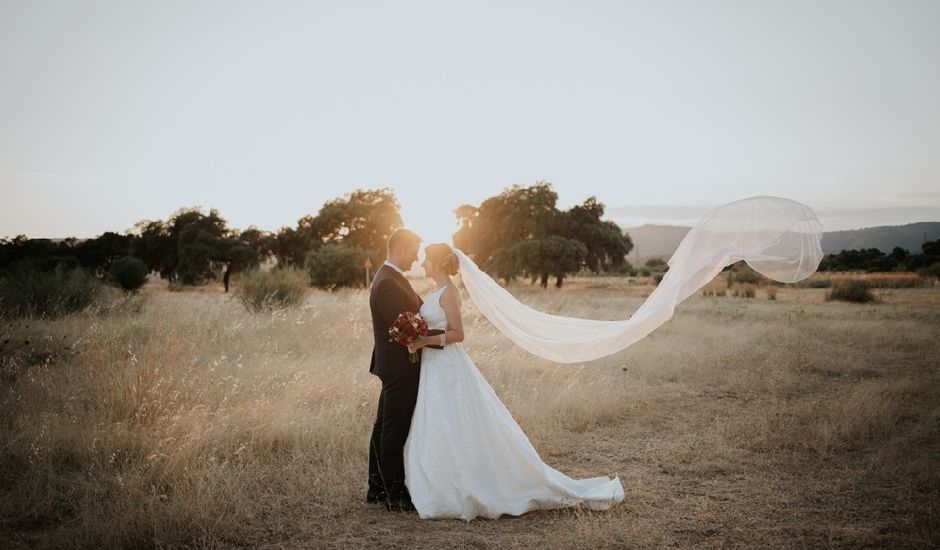 La boda de David y Estrella en Córdoba, Córdoba