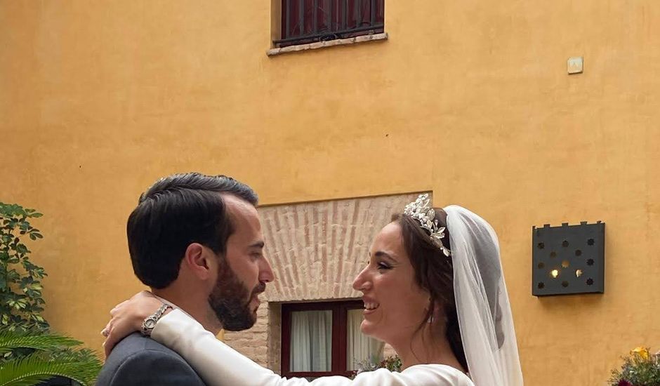 La boda de Antonio Gómez y María Isorna en Carmona, Sevilla