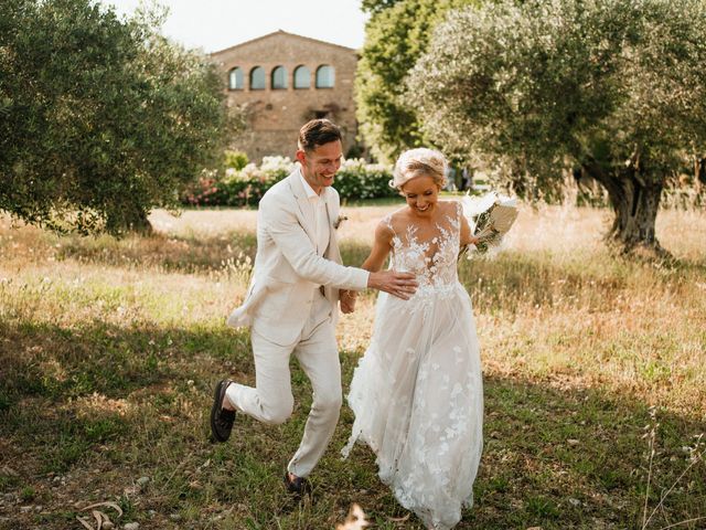 La boda de Jack y Emmelie en Pontos, Girona 42