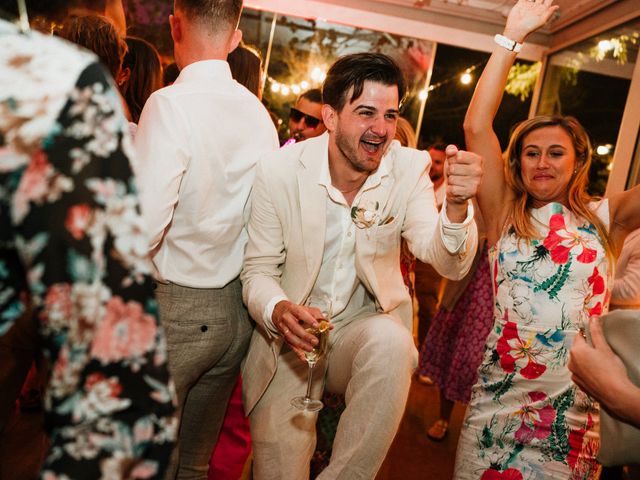 La boda de Jack y Emmelie en Pontos, Girona 79