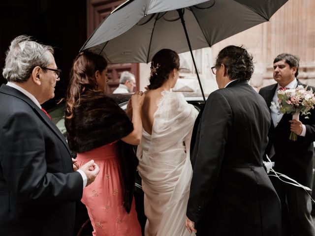 La boda de María y Luis en Valverdon, Salamanca 50