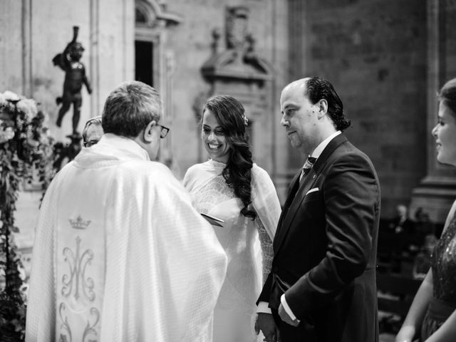 La boda de María y Luis en Valverdon, Salamanca 64