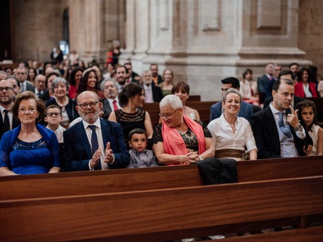 La boda de María y Luis en Valverdon, Salamanca 69