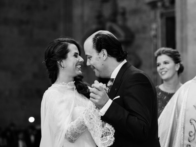 La boda de María y Luis en Valverdon, Salamanca 70