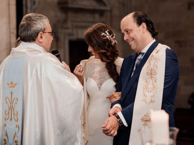 La boda de María y Luis en Valverdon, Salamanca 82