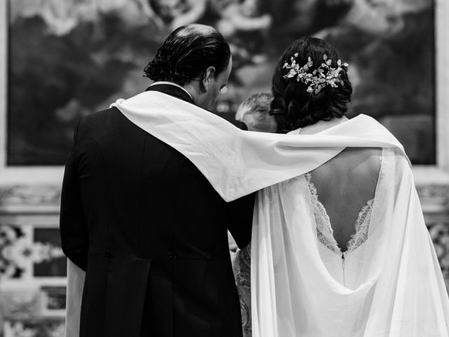 La boda de María y Luis en Valverdon, Salamanca 83