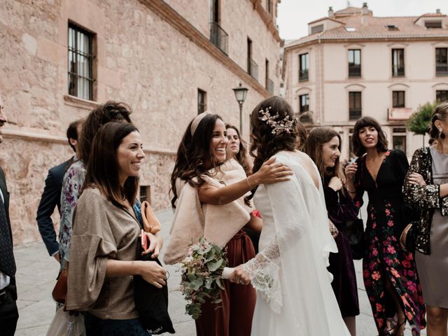 La boda de María y Luis en Valverdon, Salamanca 91