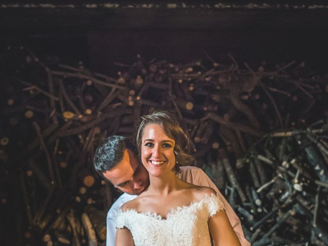 La boda de Dani y Laura en Torrecaballeros, Segovia 43