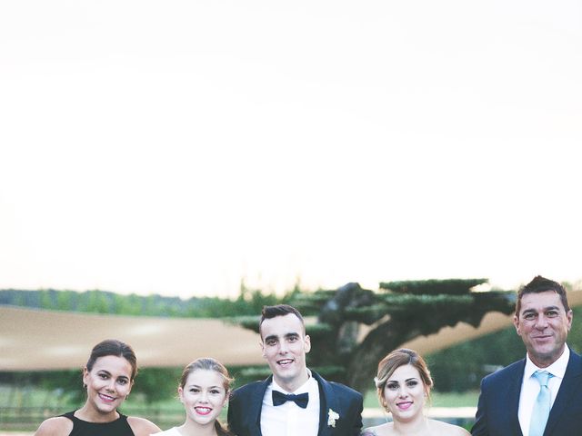 La boda de Edgar y Anna en Casserres, Barcelona 677