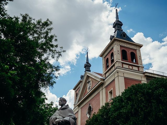 La boda de Lucas y Nadja en Madrid, Madrid 24