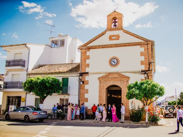 La boda de Cristóbal y Ana en Villanueva Del Trabuco, Málaga 25