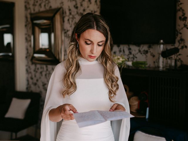 La boda de Borja y Elaia en Getxo, Vizcaya 27