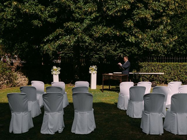 La boda de Borja y Elaia en Getxo, Vizcaya 29