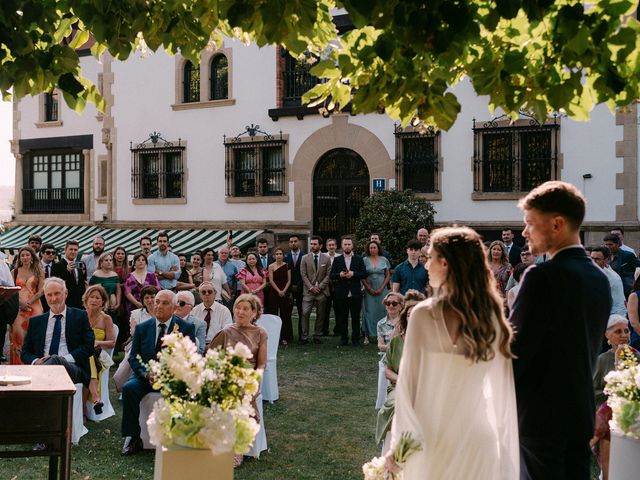 La boda de Borja y Elaia en Getxo, Vizcaya 39