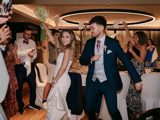 La boda de Borja y Elaia en Getxo, Vizcaya 86