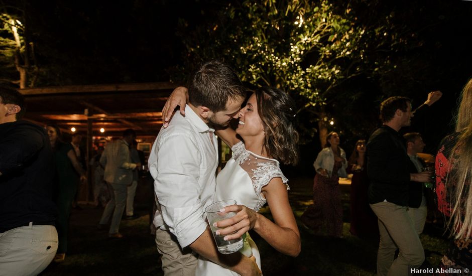 La boda de Adrià y Carla en Girona, Girona