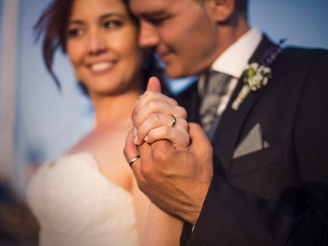 La boda de Jorge y Marilin  en Grao de Castellón, Castellón 10