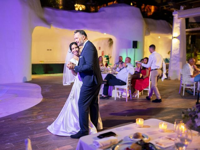 La boda de Elena y Luigi en Marbella, Málaga 25