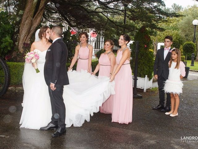 La boda de Eloy y Estibaliz en Capela (Capela, A), A Coruña 25