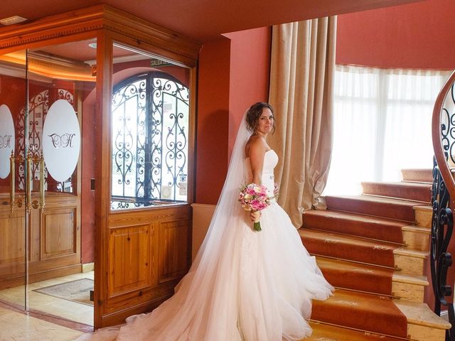 La boda de Eloy y Estibaliz en Capela (Capela, A), A Coruña 29