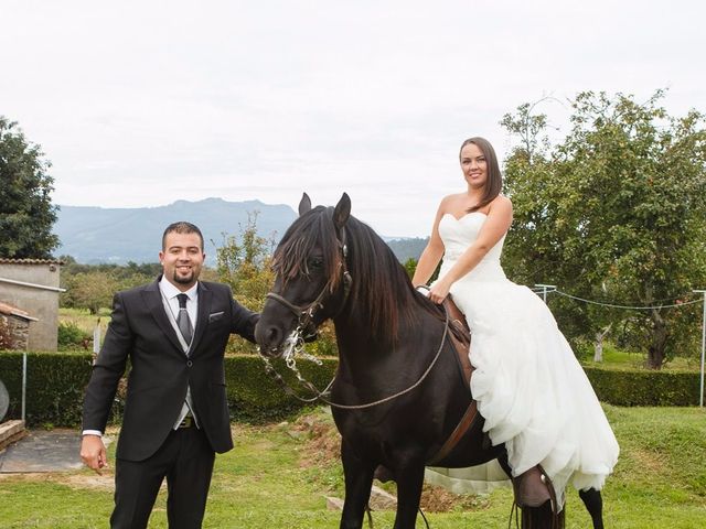 La boda de Eloy y Estibaliz en Capela (Capela, A), A Coruña 42
