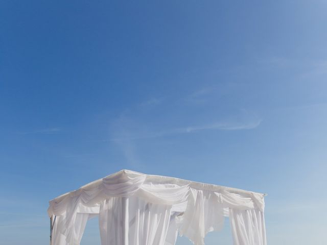 La boda de Carlos y Carolina en Calp/calpe, Alicante 3