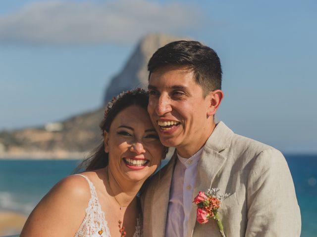 La boda de Carlos y Carolina en Calp/calpe, Alicante 40