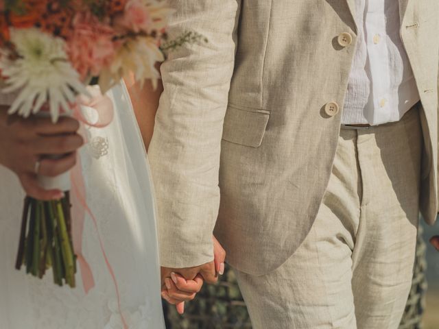 La boda de Carlos y Carolina en Calp/calpe, Alicante 41