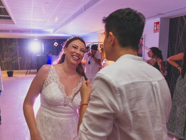 La boda de Carlos y Carolina en Calp/calpe, Alicante 55