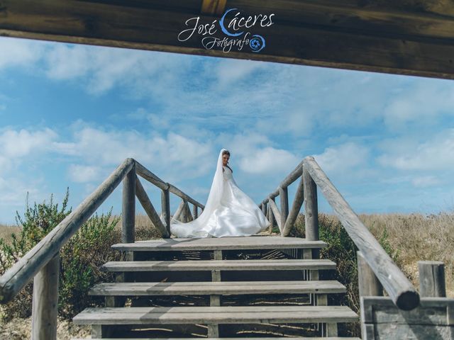 La boda de Alejandro y Estefania en Chiclana De La Frontera, Cádiz 20