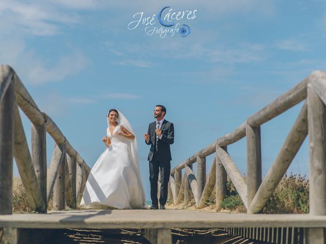 La boda de Alejandro y Estefania en Chiclana De La Frontera, Cádiz 24