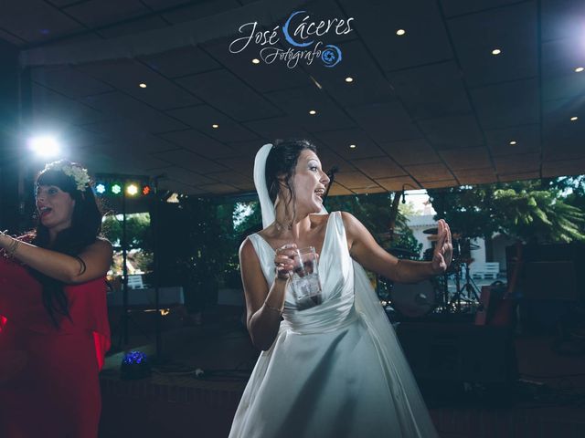 La boda de Alejandro y Estefania en Chiclana De La Frontera, Cádiz 38