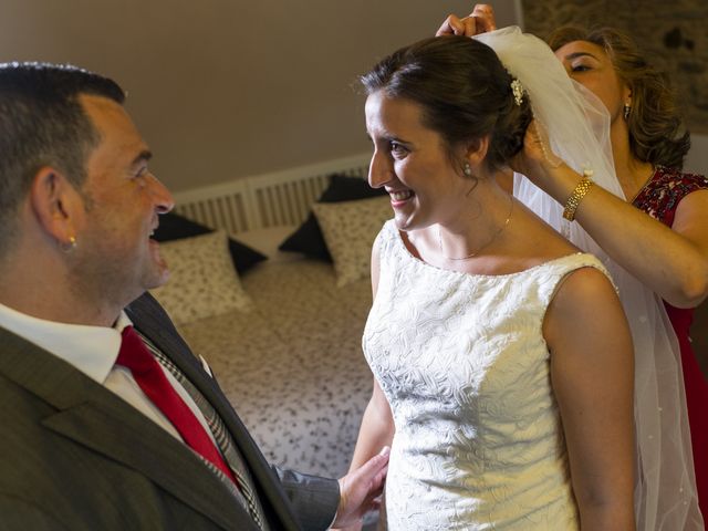 La boda de Diego y Paula en Cambre, A Coruña 27
