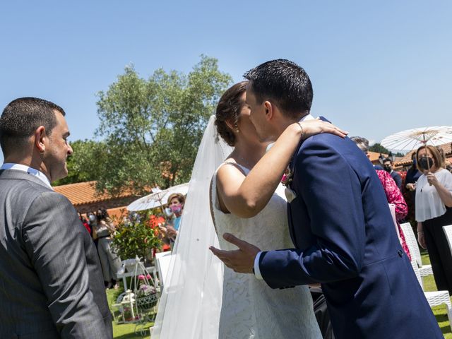 La boda de Diego y Paula en Cambre, A Coruña 36