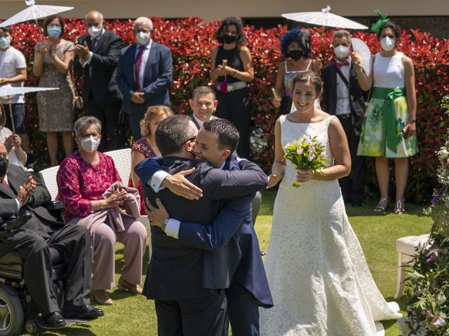 La boda de Diego y Paula en Cambre, A Coruña 43