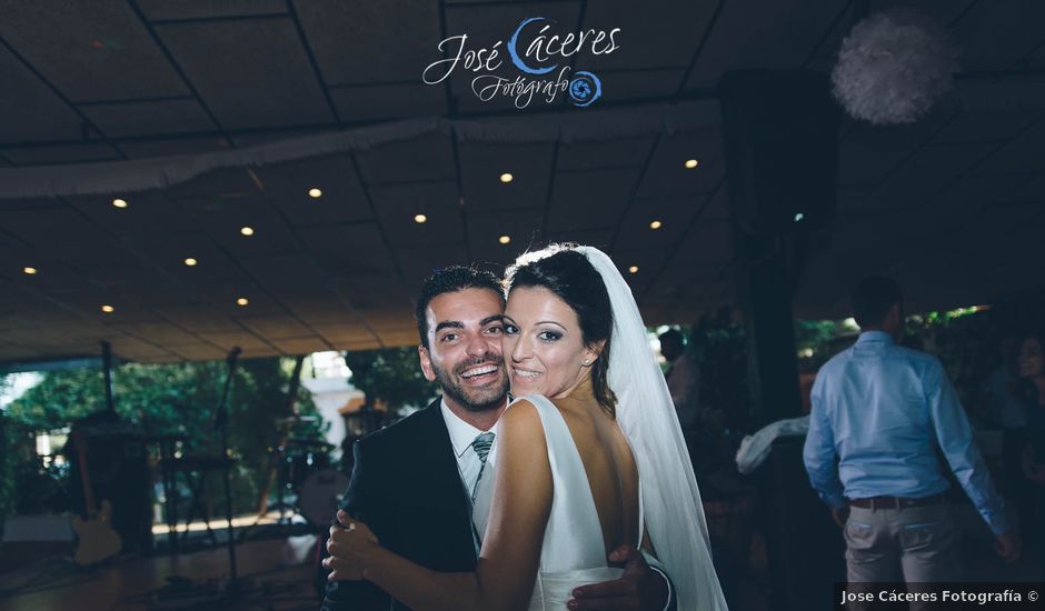 La boda de Alejandro y Estefania en Chiclana De La Frontera, Cádiz