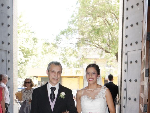 La boda de Alberto y Cristina en Sevilla, Sevilla 11
