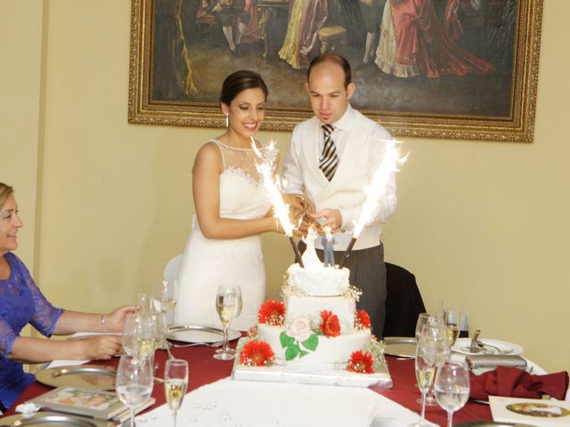 La boda de Alberto y Cristina en Sevilla, Sevilla 34