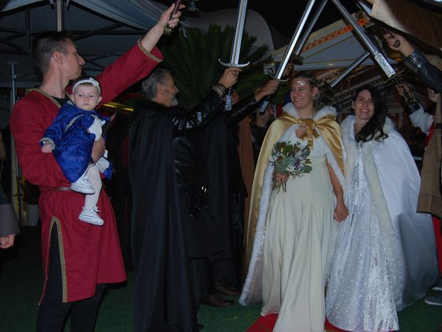La boda de Bego y Isabel en Granada, Granada 13