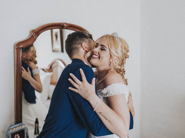 La boda de Kike y Cris en Alcala De Guadaira, Sevilla 33