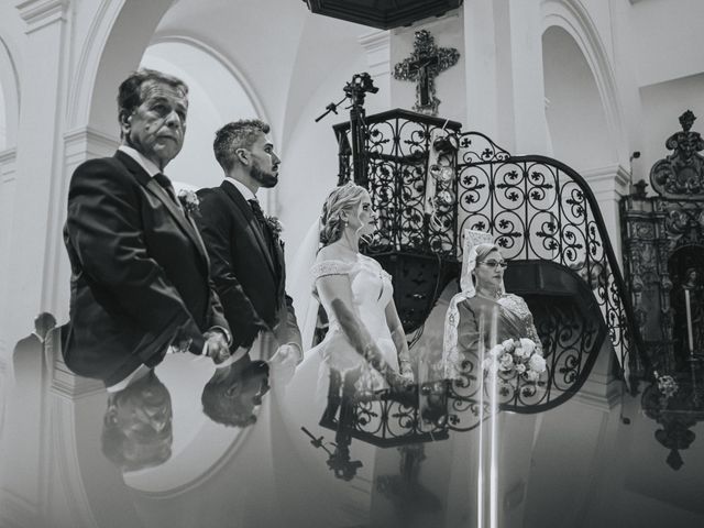 La boda de Kike y Cris en Alcala De Guadaira, Sevilla 55