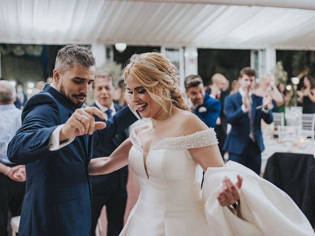 La boda de Kike y Cris en Alcala De Guadaira, Sevilla 105