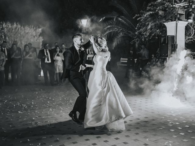 La boda de Kike y Cris en Alcala De Guadaira, Sevilla 115