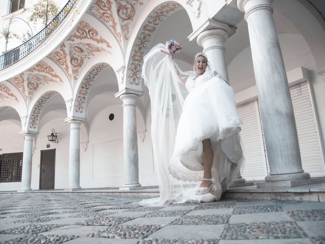 La boda de Fali y Gema en La Rinconada, Sevilla 34