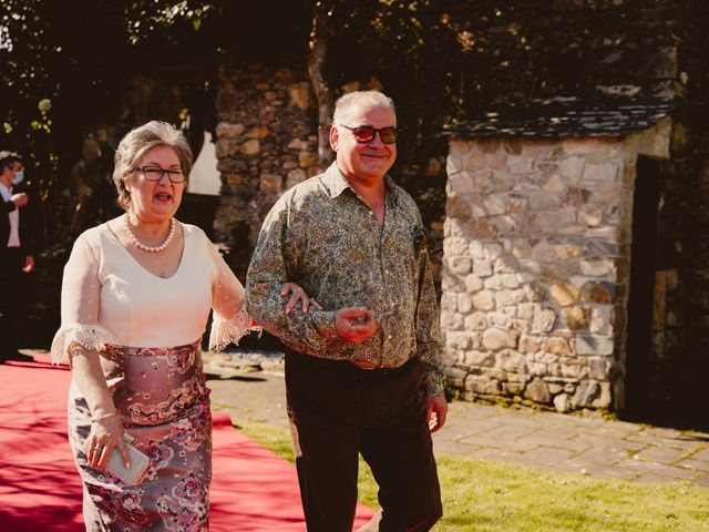 La boda de Luis y Raquel en Viveiro (Casco Urbano), Lugo 23